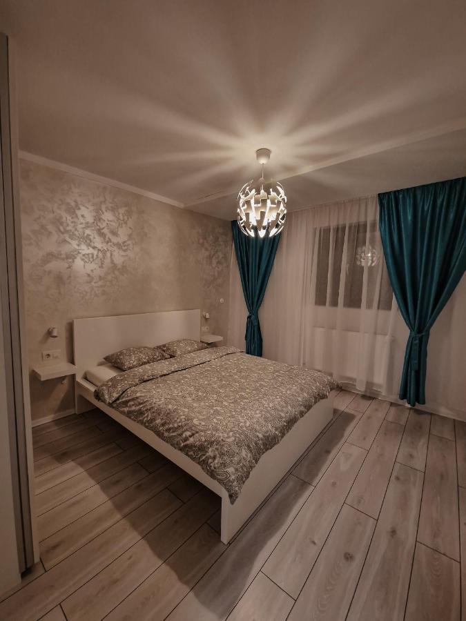 Immocity Oradea Εξωτερικό φωτογραφία