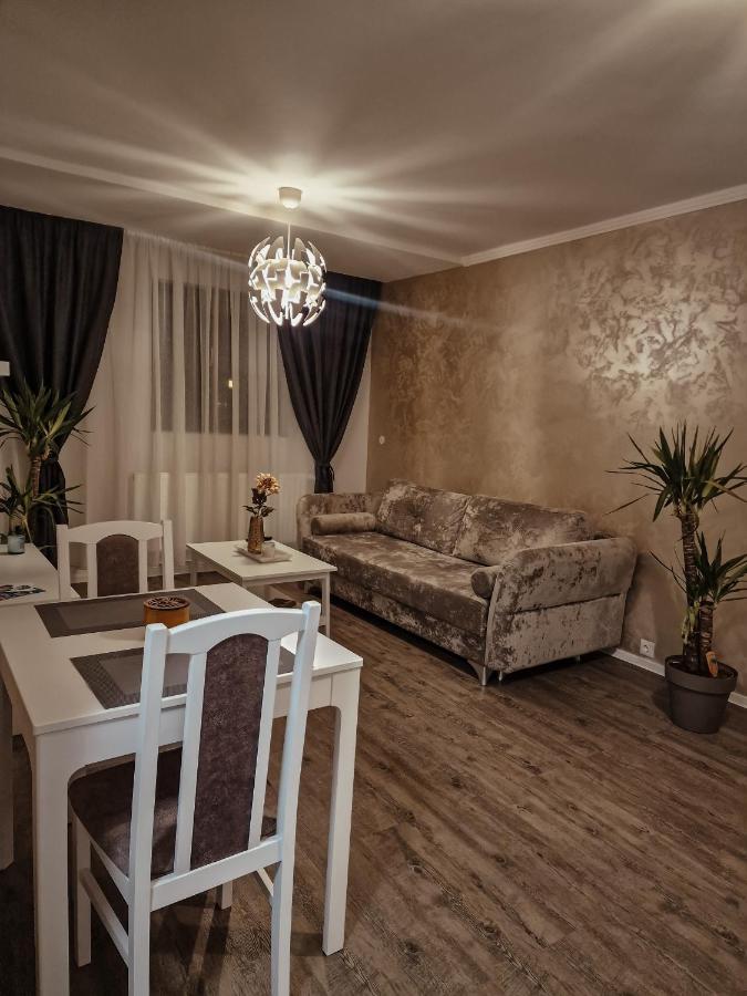Immocity Oradea Εξωτερικό φωτογραφία