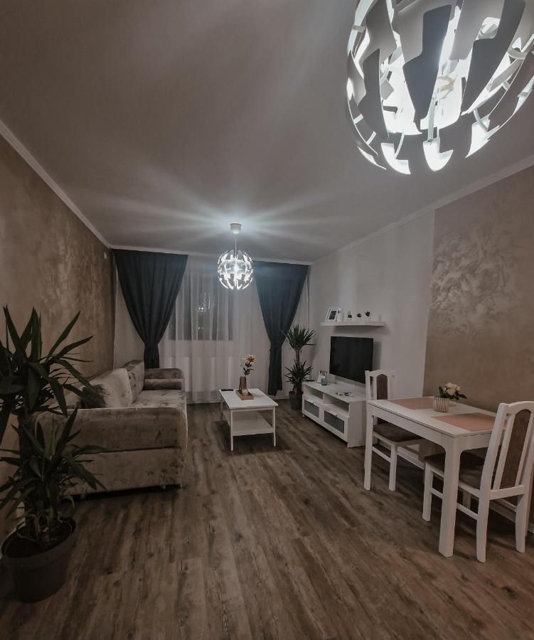 Immocity Oradea Εξωτερικό φωτογραφία